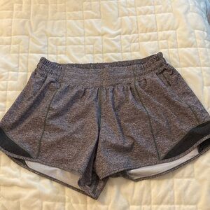 Lululemon Hotty Hot Low Rise Shorts 2.5”
